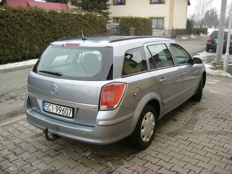 ox_opel-astra-17-cdti-kombi-navi-tempomat-multifunkcyjna-kierownica
