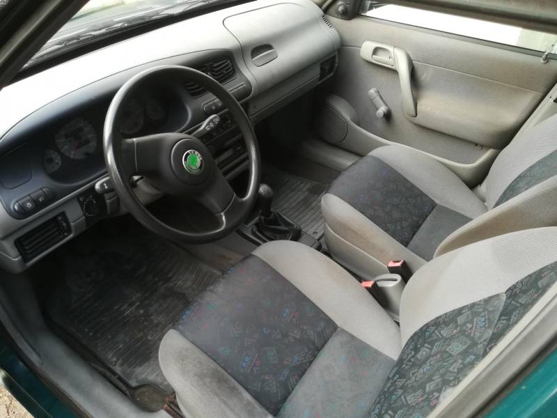 ox_skoda-felicja-99r-niski-przebieg-tylko-65tys-km