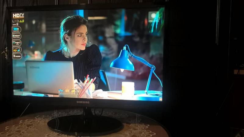ox_samsung-telewizormonitor-27-calowy-led