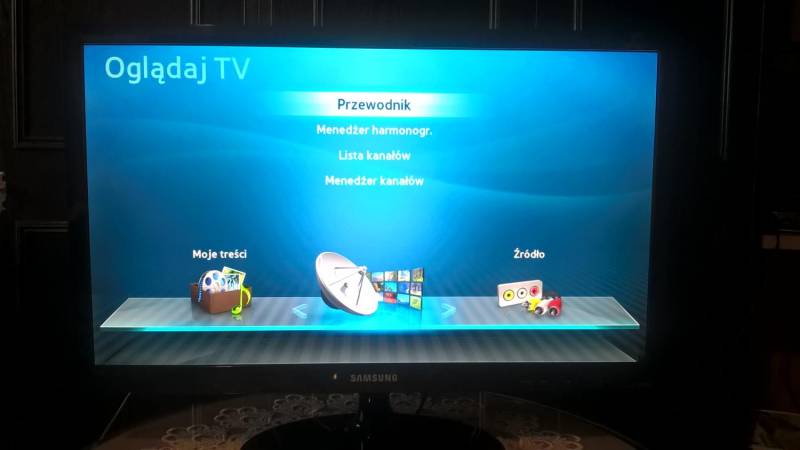 ox_samsung-telewizormonitor-27-calowy-led