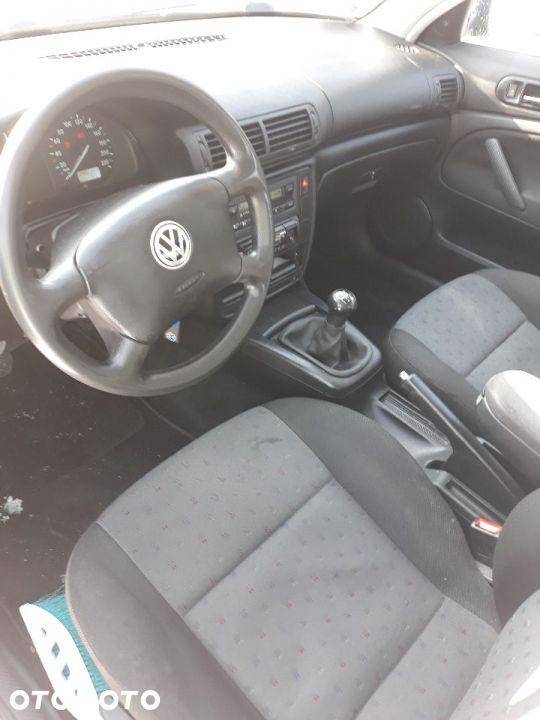 ox_volkswagen-passat-16-gaz