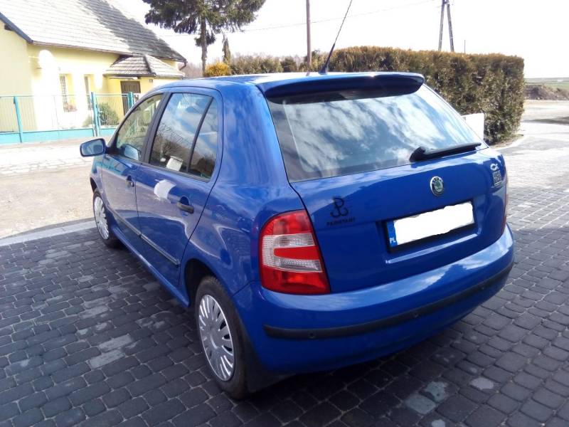 ox_skoda-fabia-2005-r-wspomaganie-14-benzyna-krajowa