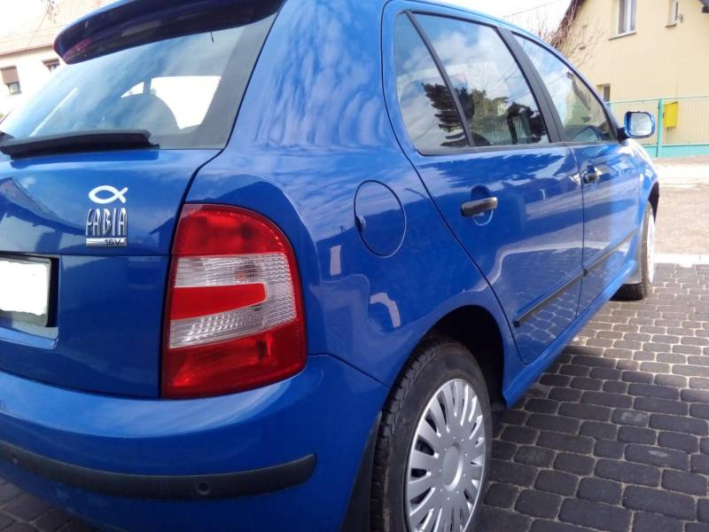 ox_skoda-fabia-2005-r-wspomaganie-14-benzyna-krajowa