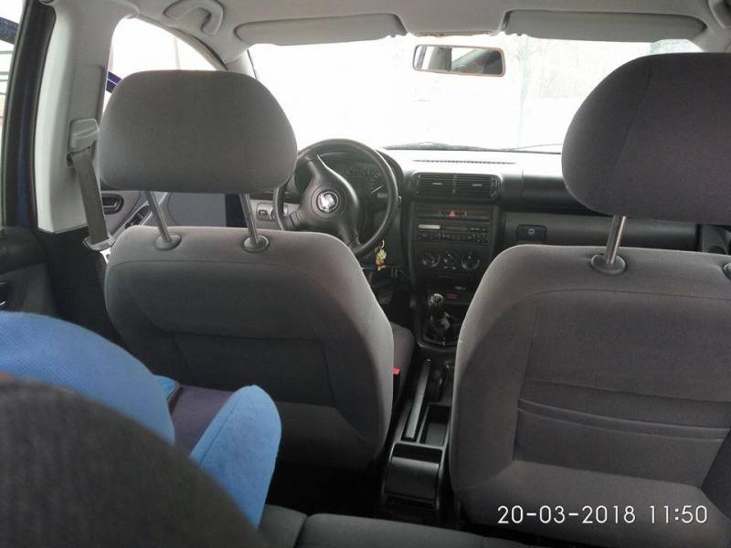ox_zadbany-seat-leon