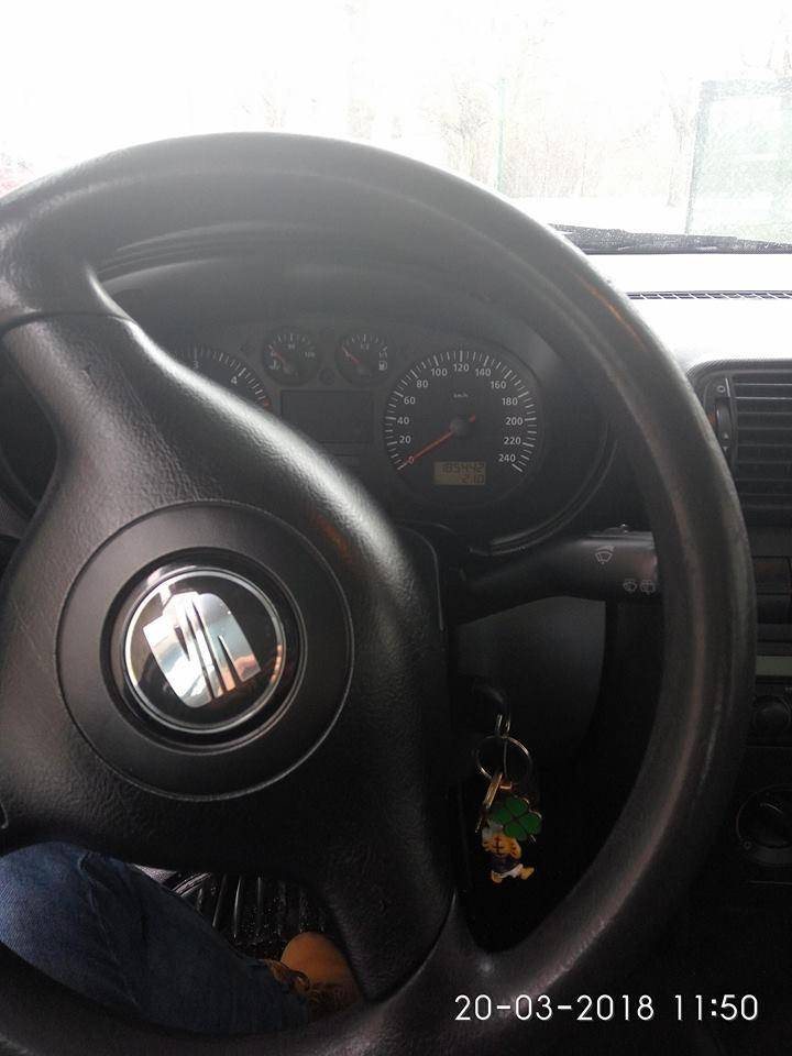 ox_zadbany-seat-leon