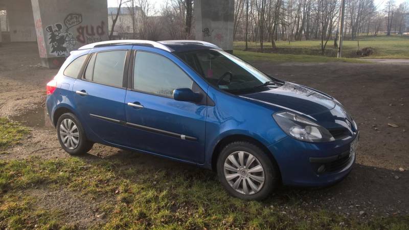 ox_renault-clio-grandtour-2009r-15dci-klimatyzacja