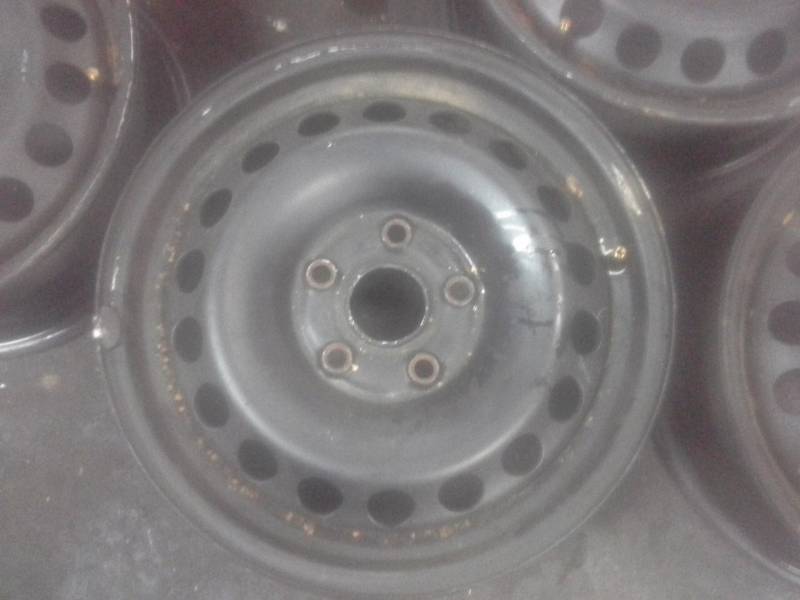 ox_felgi-stalowe-15-vw-golf-56-touran-passat-5x-112seat