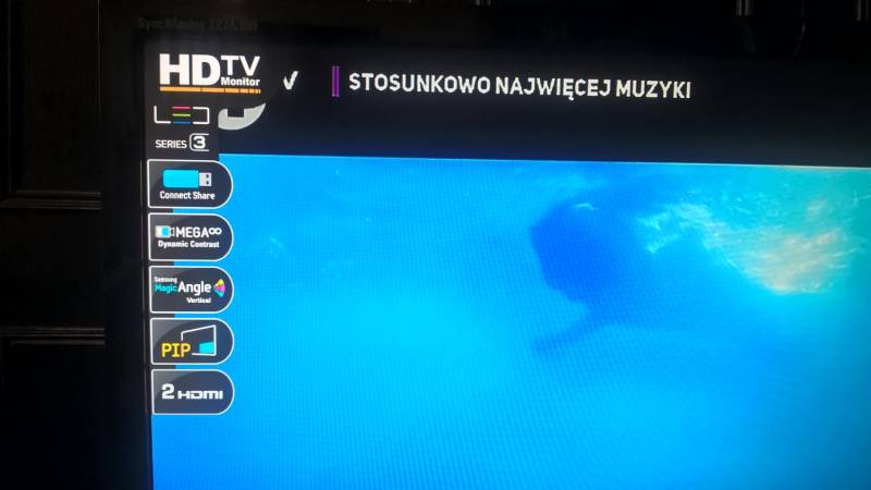 ox_samsung-telewizor-monitor-27-calowy-led