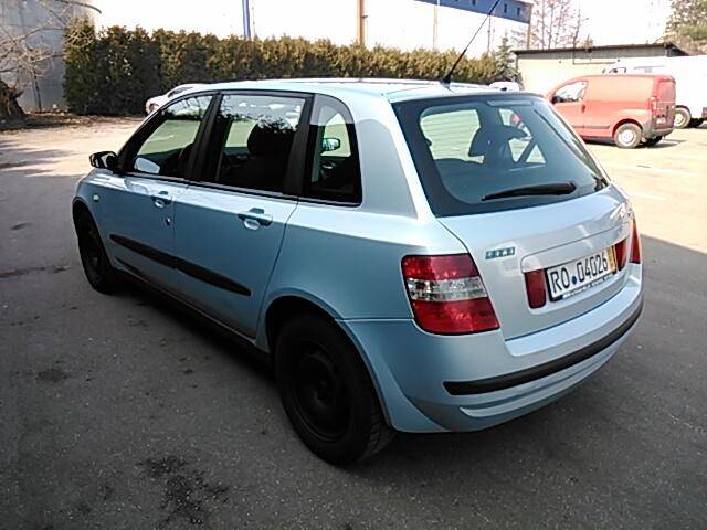 ox_fiat-stilo16-benz2003rklima5-drzwistan-bdb
