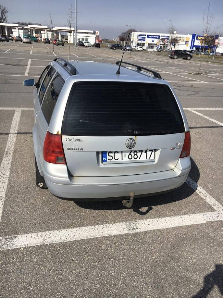 ox_volkswagen-bora-kombi-19tdi-115km-4x4-4motion-tempomat-zarejestrowany
