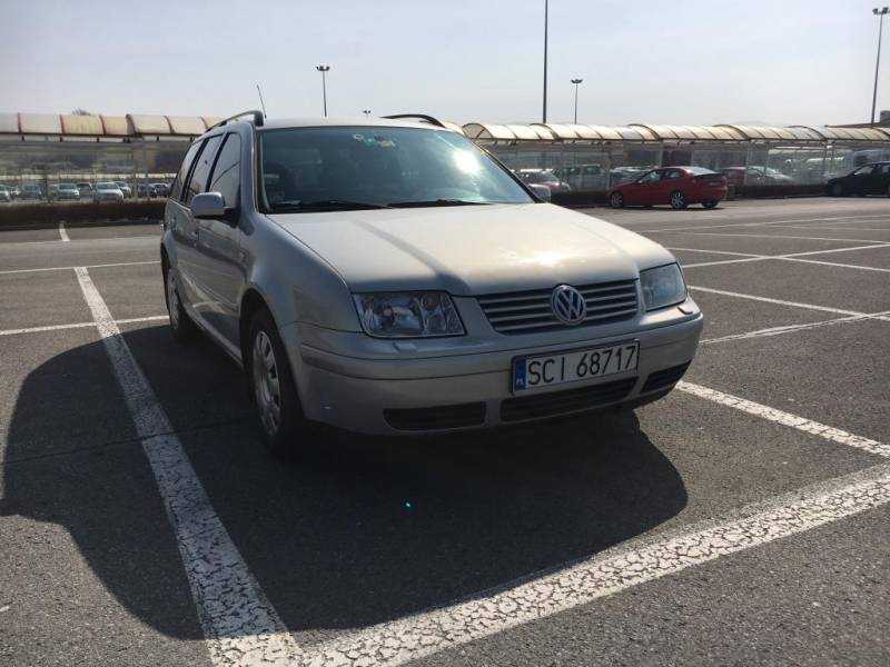 ox_volkswagen-bora-kombi-19tdi-115km-4x4-4motion-tempomat-zarejestrowany