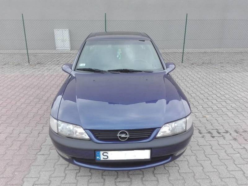 ox_opel-vectra-b-16-benzyna