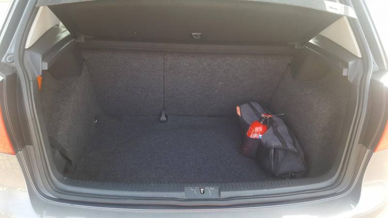 ox_sprzedam-vw-golfa-v-19-tdi
