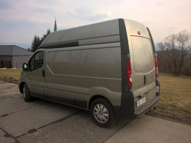 ox_renault-trafic-2008r-20dci-115k-klimatyzacja