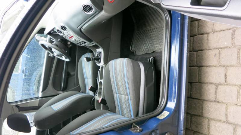 ox_ford-focus-lift-16tdci-bez-dpf-2009r-servis-ksiazki-faktury-2xklucz