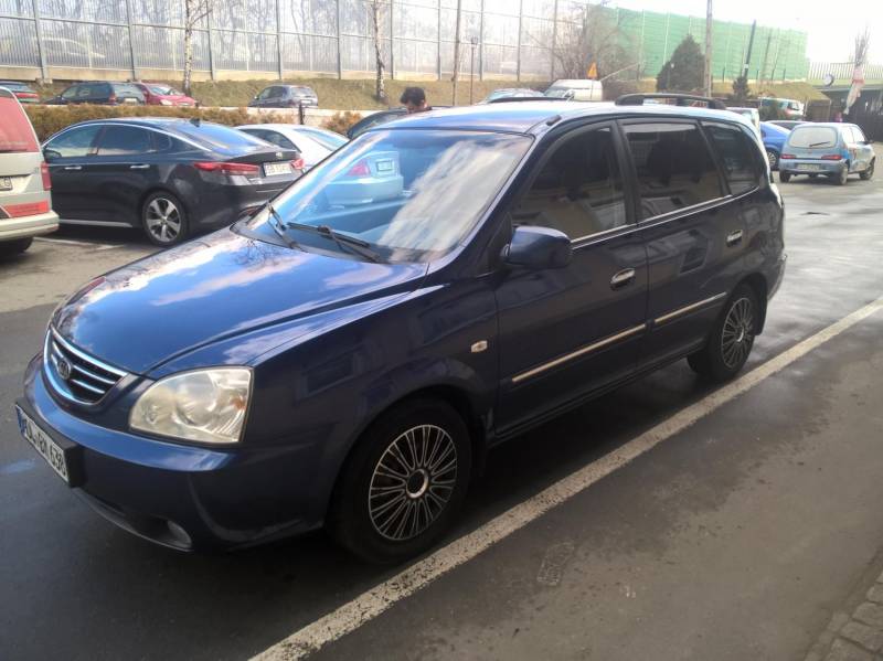 ox_kia-rs-carens-2005r20-benzyna-klimatyzacja