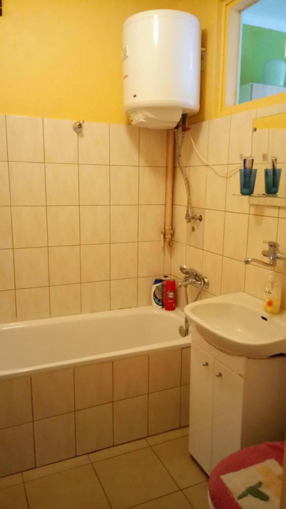 ox_wynajme-kawalerke-32m2-katowice-bez-posrednikow