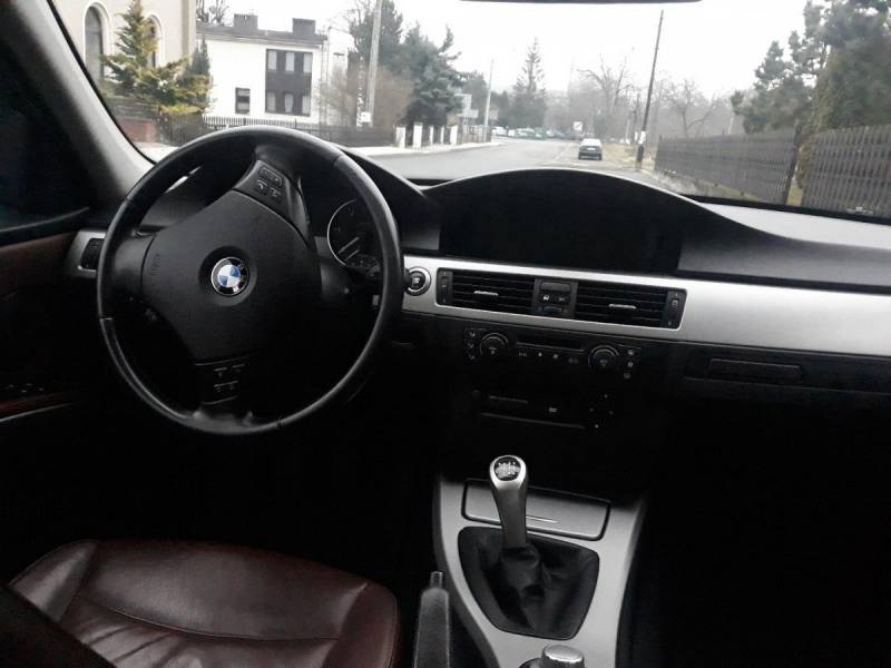 ox_bmw-e90-brazowa-skora