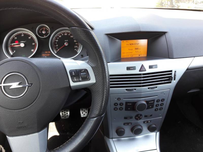 ox_sprzedam-opel-astra-h-gtc-19-cdti-120-km-6-biegow-wersja-sport