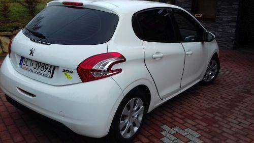 ox_peugeot-208-14-hdi-klima-tempomat2012-rok