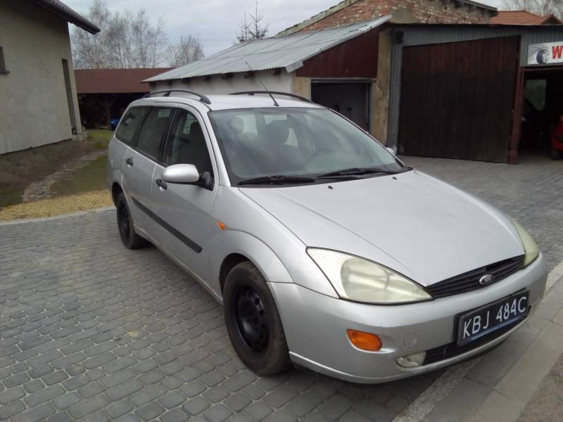 ox_ford-focus-19992000-r-1-wlasciciel
