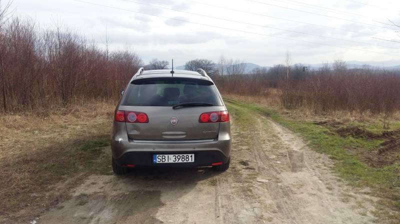 ox_fiat-croma-pelne-wyposazenie-2010r-19-150km-automat-kombi-panorama