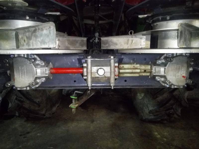 ox_ciagnik-john-deere-hit-143-km-600-mtg