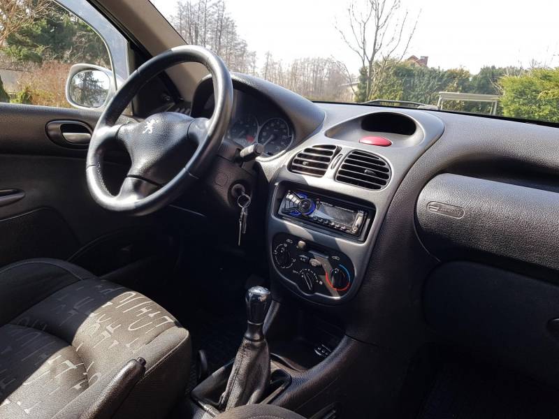 ox_peugeot-206