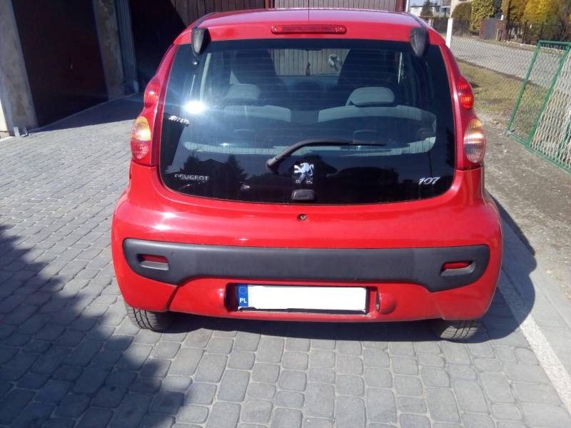 ox_peugeot-107-oszczedny-2007-r-przebieg-114-tys-km-5-drzw