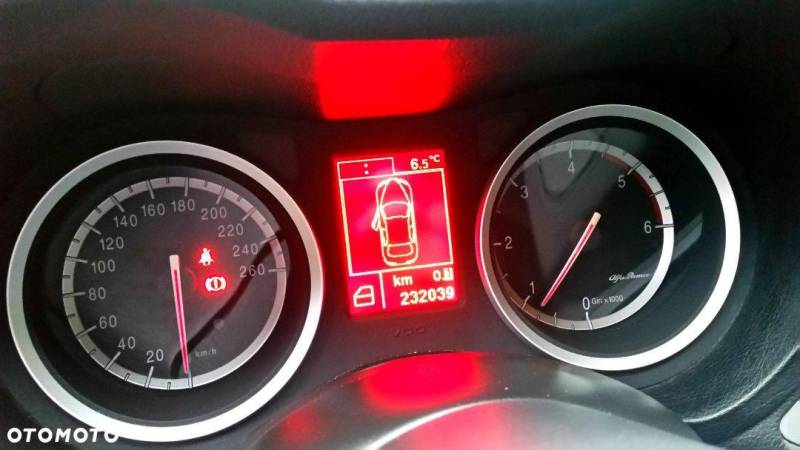 ox_alfa-romeo-159-19-jtdm-150km-bogato-wyposazona