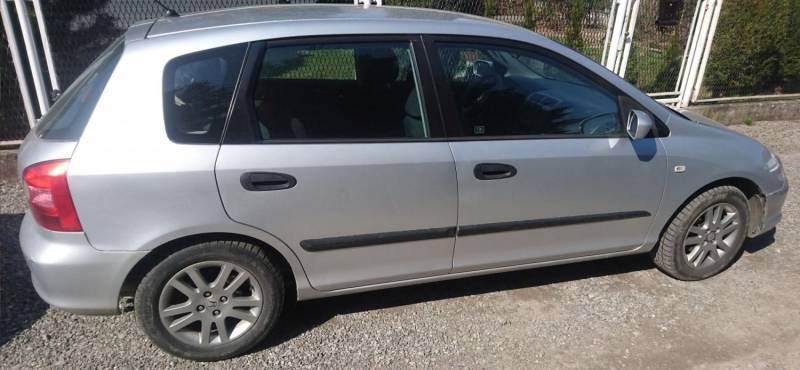 ox_pilne-honda-civic-17-diesel-2004-klima-alufelgi