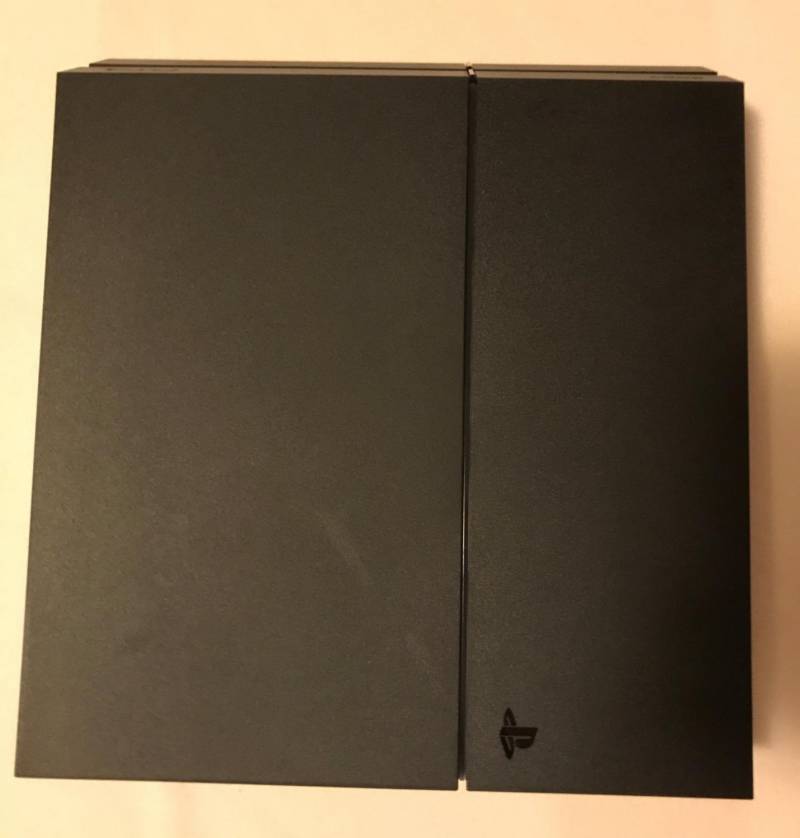 ox_playstation-4-1tb-pad-5-gier
