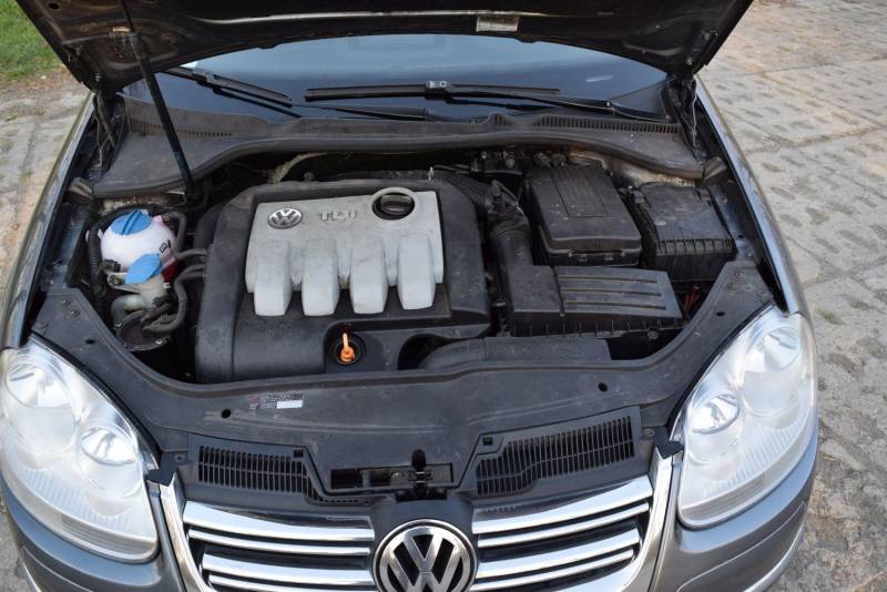 ox_vw-jetta-2007-19-tdi-stan-bardzo-dobry-zadbany-klimatyzacja