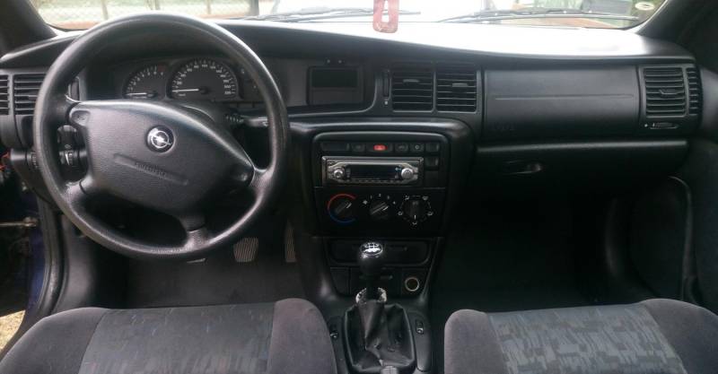 ox_sprzedam-opel-vectra-b