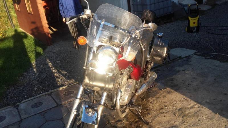 ox_kawasaki-vulcan-en500a