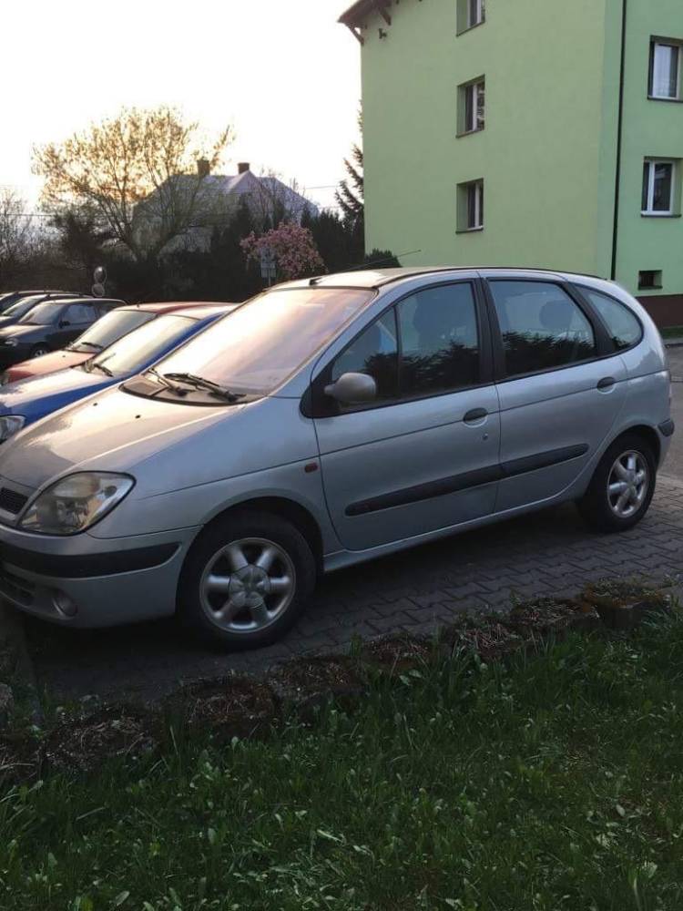 ox_sprzedam-renault-megane-scenic