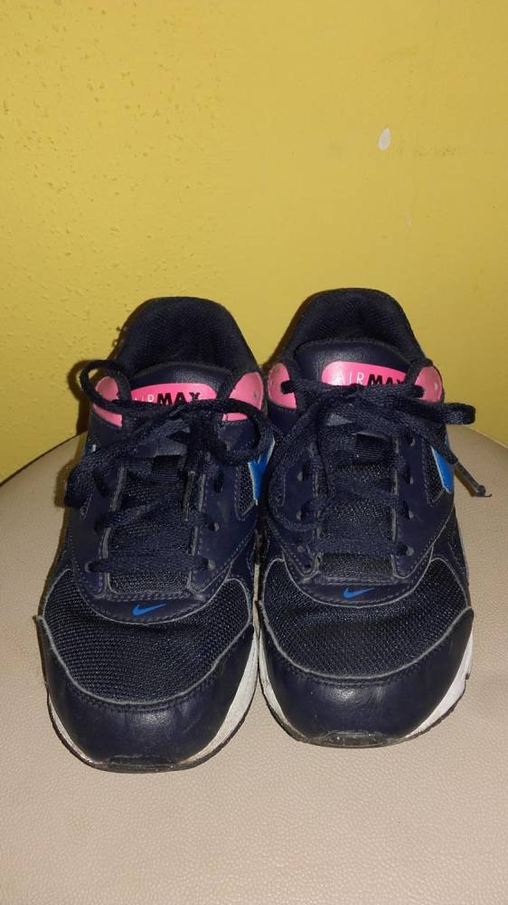 ox_adidasy-nike-air-max