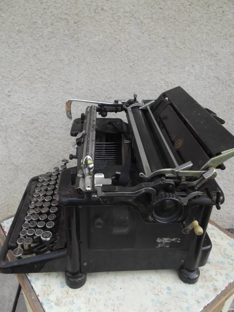 ox_maszyna-do-pisania-remington-lata-40