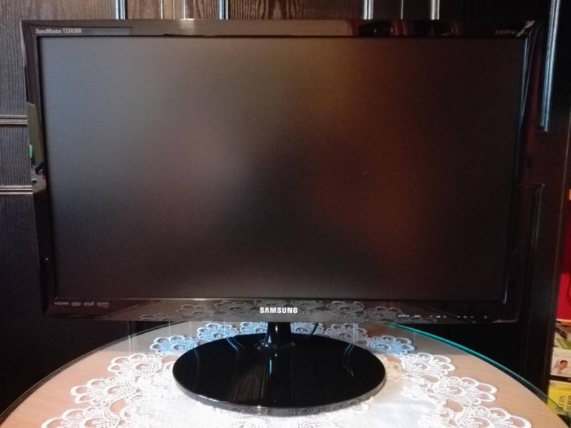 ox_samsung-telewizor-27-calowy-led