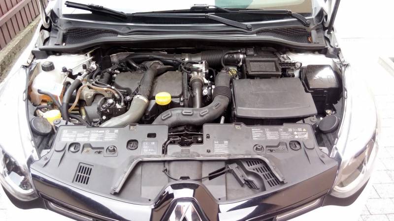 ox_renault-clio-iv-grandtour-15dci-diesel-salon-polska-navi-kamera