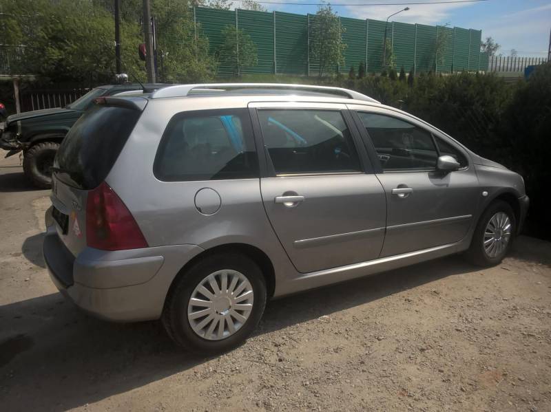 ox_peugeot-307-sw-2005r-16-b-panorama-klimatyzacja