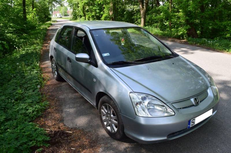 ox_pilne-honda-civic-17-diesel-2003-klima-alufelgi