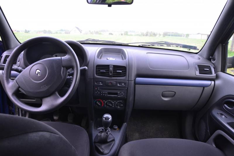 ox_sprzedam-renault-thalia-2006rok-12-benzyna-nowy-rozrzad-dobry-stan