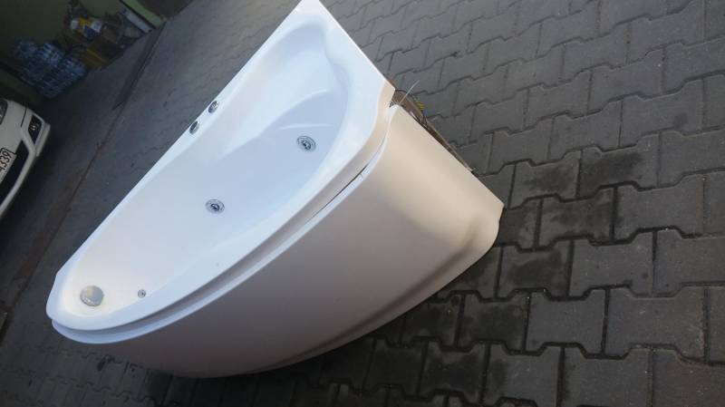 ox_sprzedam-wanne-z-hydromasazem