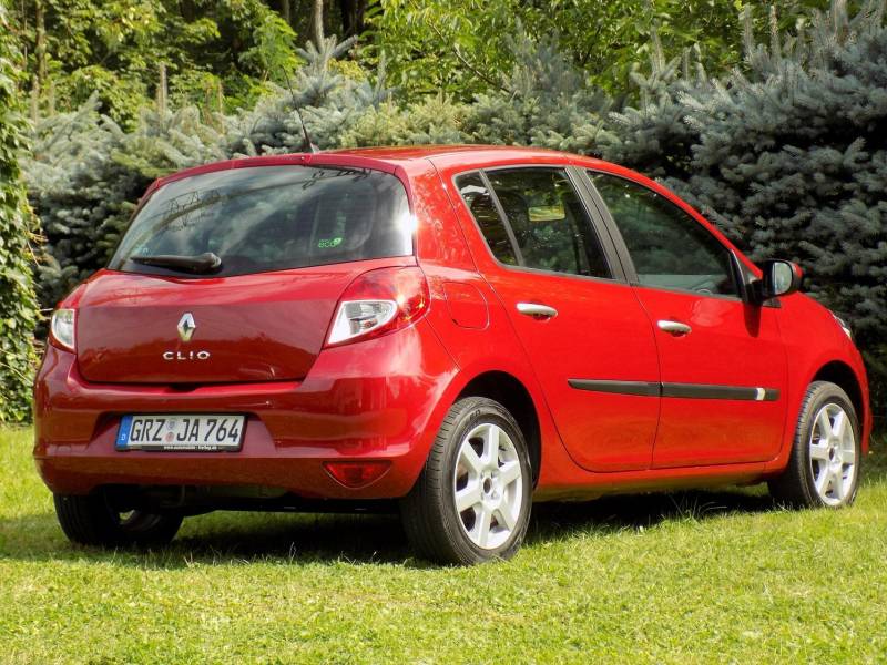 ox_renault-clio-iii-lift-klimatyzacja-alufelgi-5-drzwi-82tys-zadbany