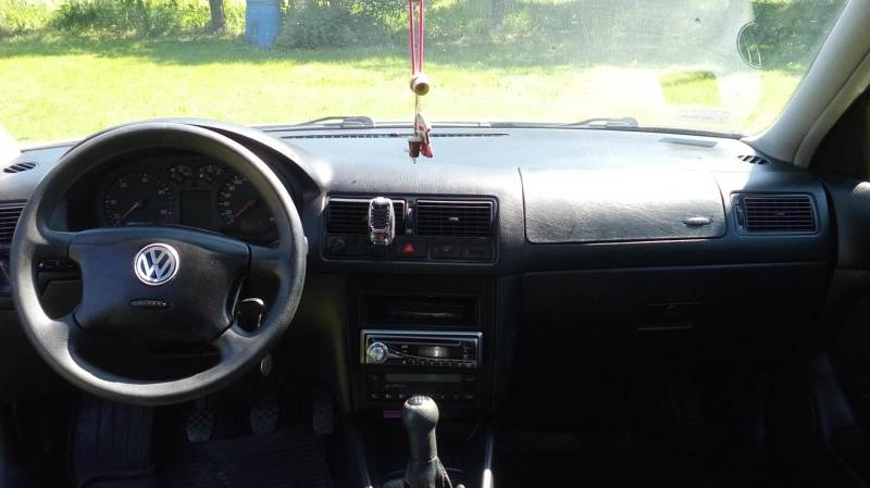 ox_sprzedam-vw-golf-4-2002r-19-tdi-130-km