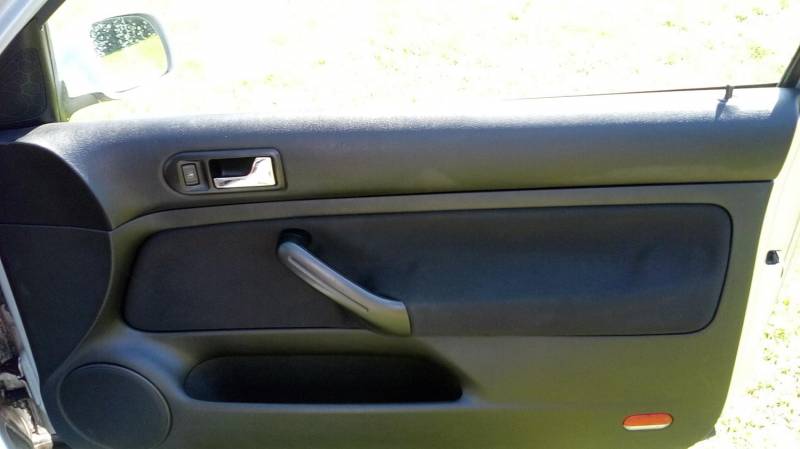 ox_sprzedam-vw-golf-4-2002r-19-tdi-130-km