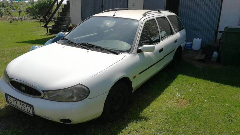 ox_ford-mondeo-20-benzyna
