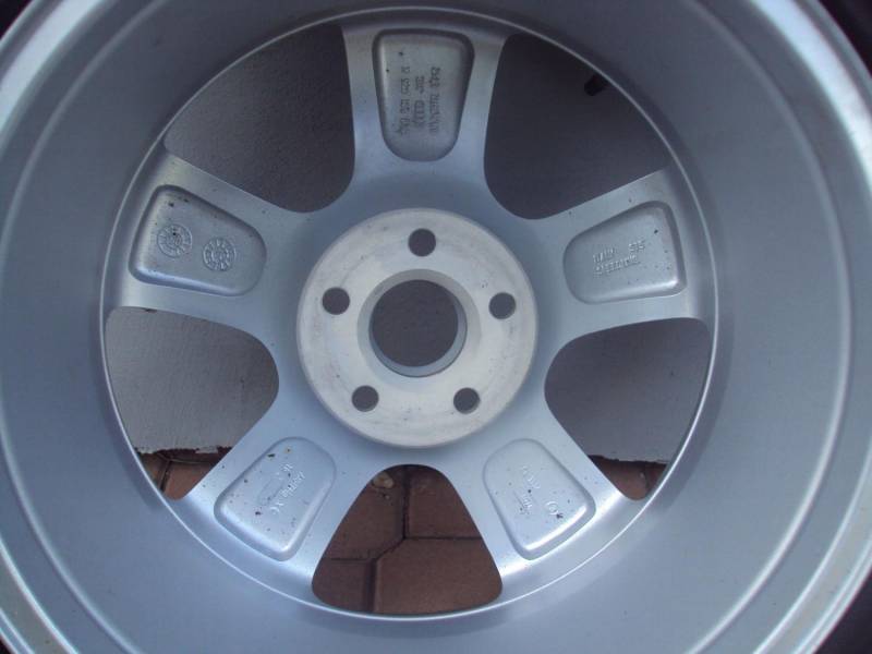 ox_felga-aluminiowa-nowa-audi-a3-z-nowa-opona-2055516
