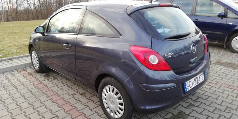 ox_sprzedam-opel-corsa-d-2009